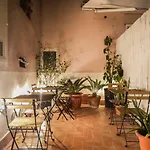 Civico13 Bed & Breakfast Napels