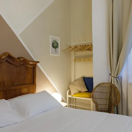 Civico13 Bed and breakfast Nápoles