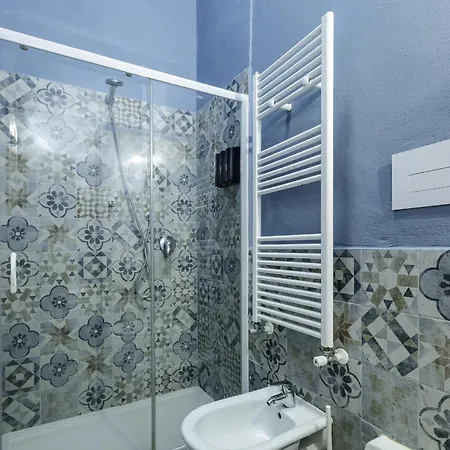 Bed and breakfast Civico13 4*